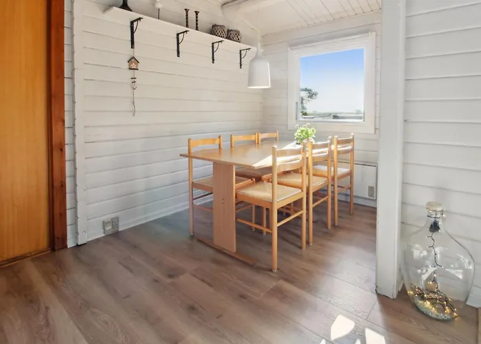 Vakantiehuis Herborg - 1km From The Sea By Interhome Molby